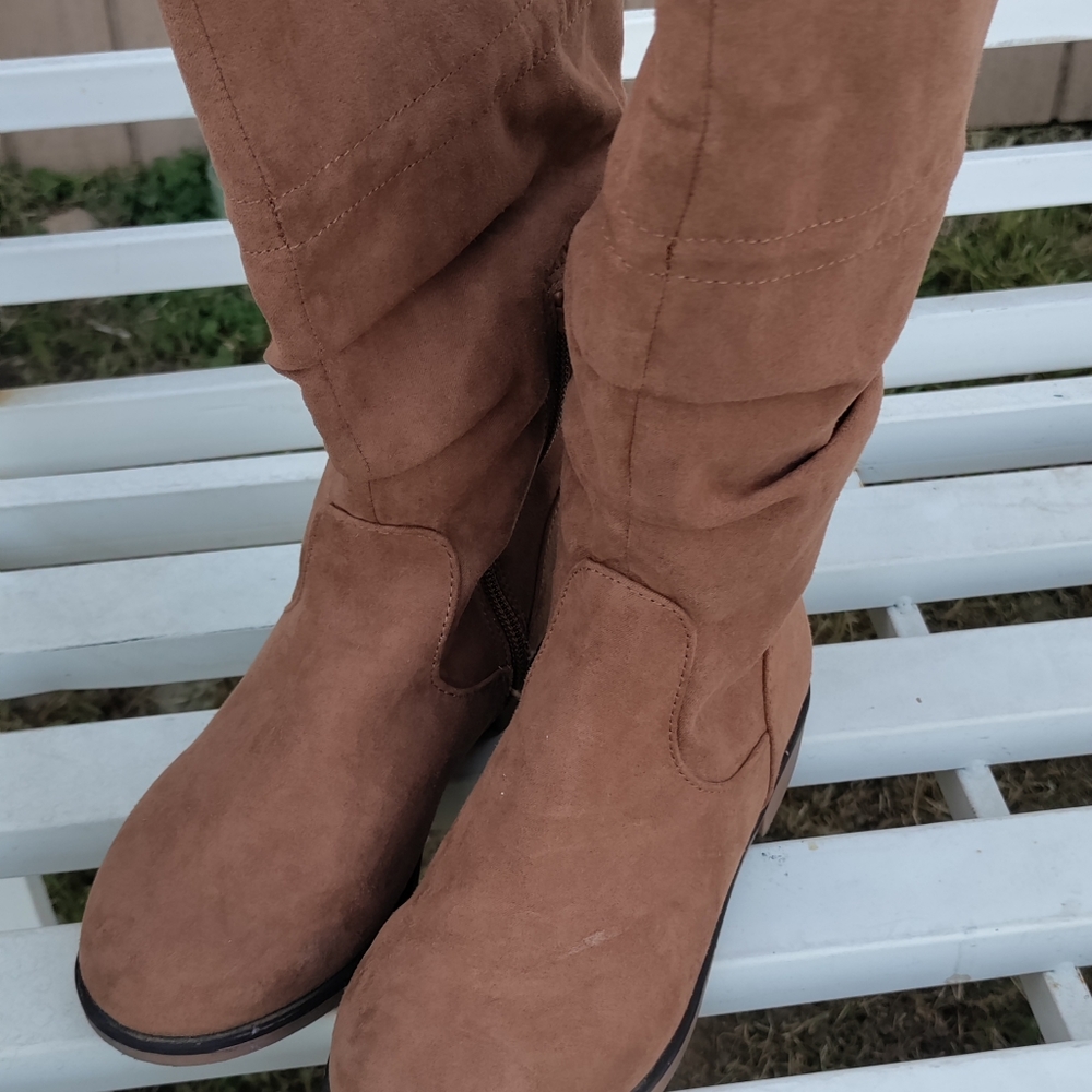Girls Boots